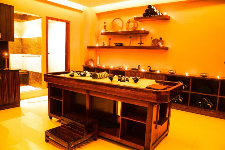 Hotel Sandesh The Prince - Mysore